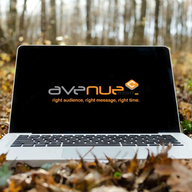 Avenue right logo